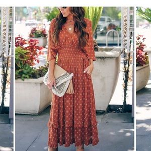 Pretty Boutique Orange/Rust Maxi Dress. Size L. NWOT.